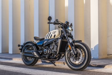 CFMoto 450CL-C BOBBER.