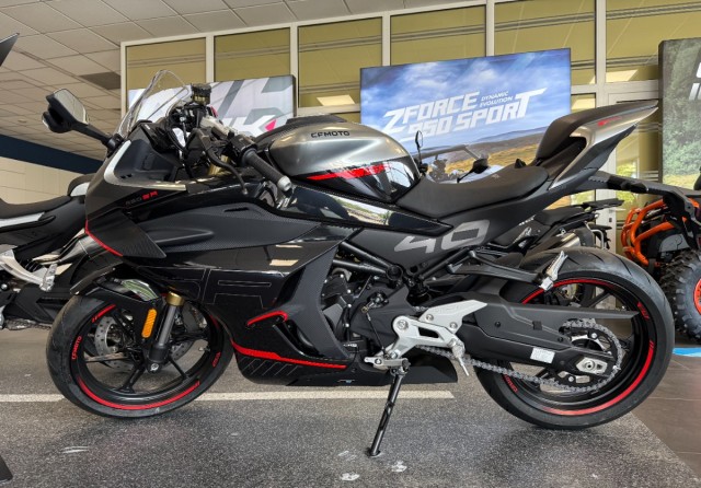 cf-moto