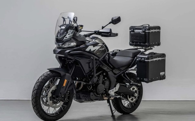 cf-moto